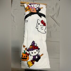 Hello Kitty Halloween throw blanket 60x70 inch